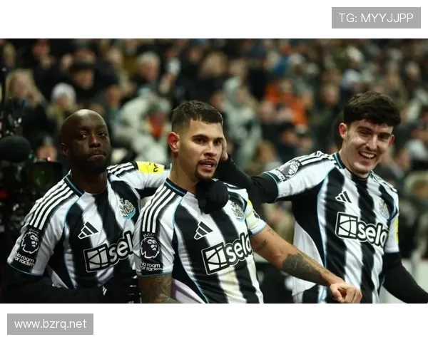 纽卡19岁中场续约谈判进行中 纽卡19岁中场续约谈判进行中